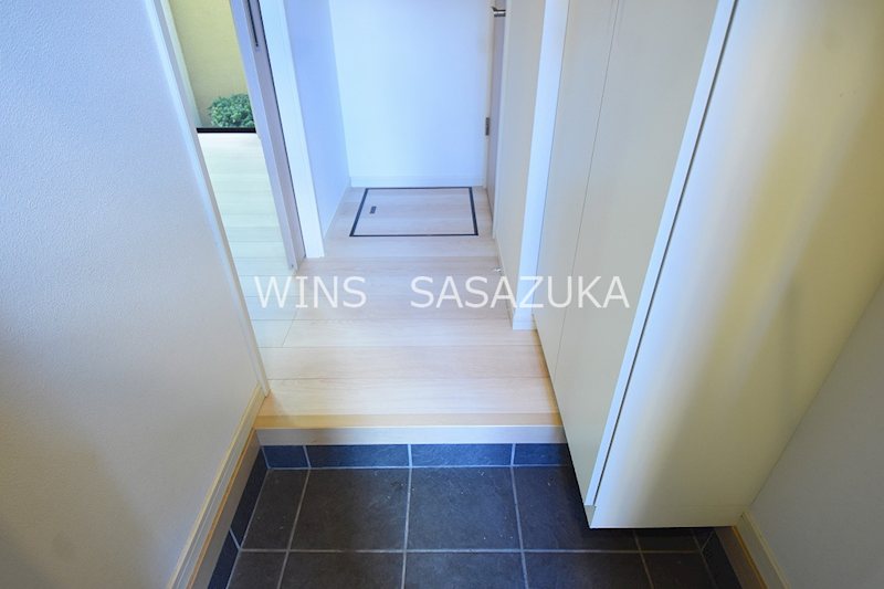 リトルヒル　IIJIMA 玄関