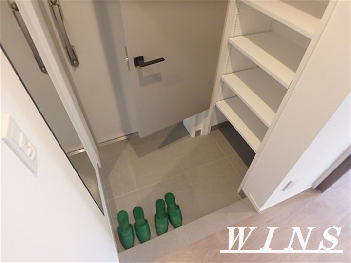 ファレール笹塚 玄関