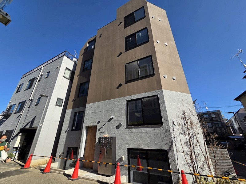 【ラフィネ調布】 301号室 外観