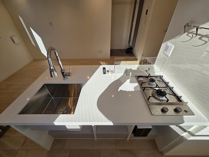 【ラフィネ調布】 キッチン