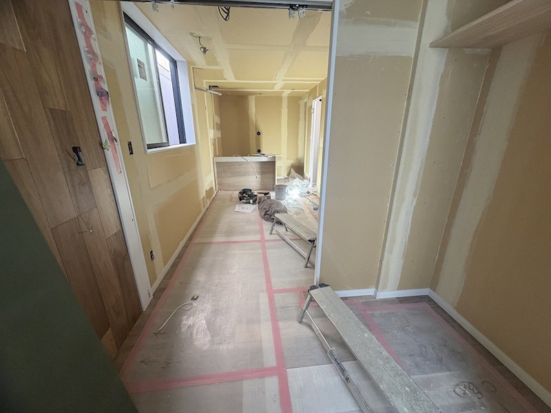 【ラフィネ調布】 玄関