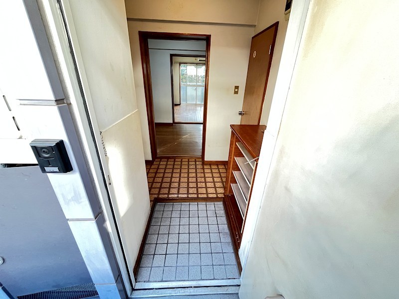 メゾン上給（あげきゅう） 玄関