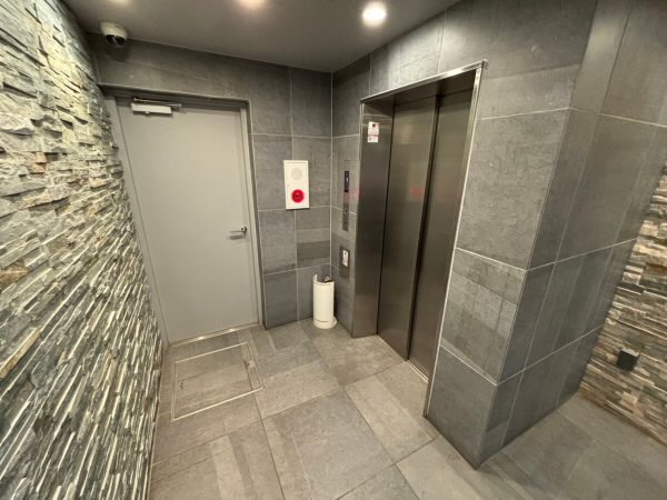 その他8