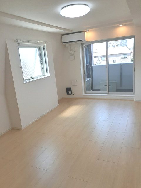 ドミール中野南台 リビング