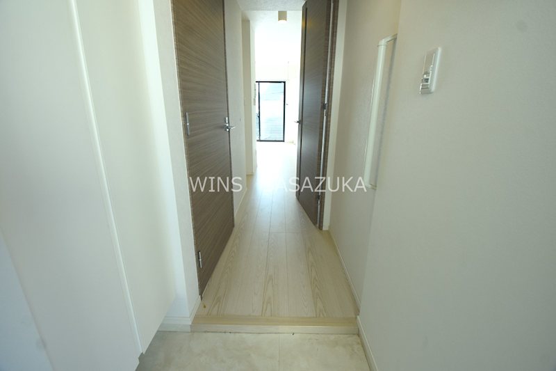 レオーネ方南町 玄関