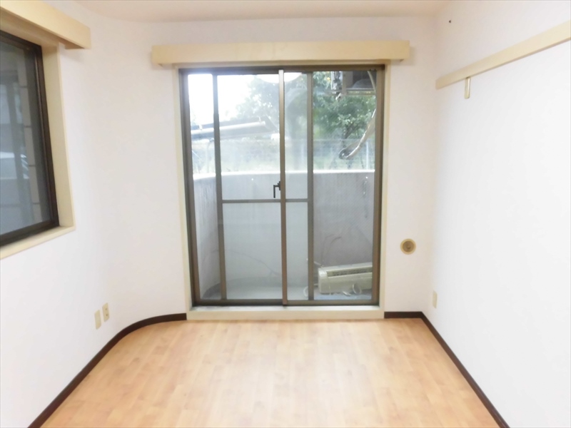 クヌギ リビング