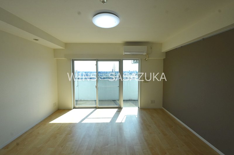 グランド・ガーラ代田橋　 リビング