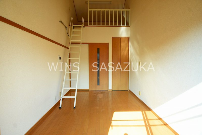 メゾンＦ ベッドルーム