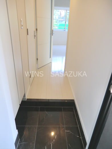 ステージファースト方南町アジールコート 玄関