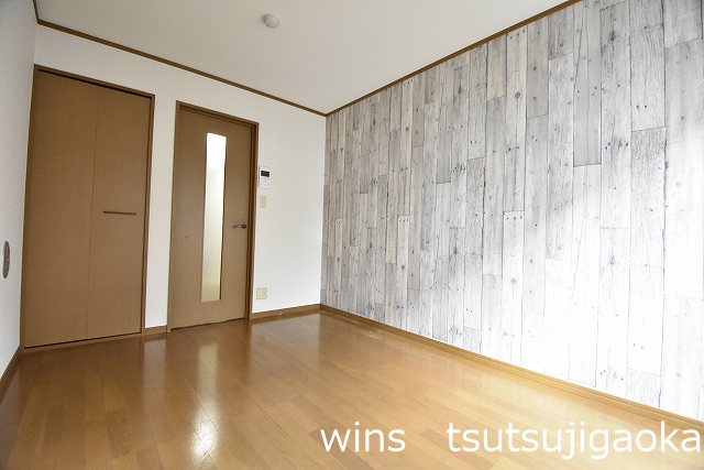 フローラ・K ベッドルーム