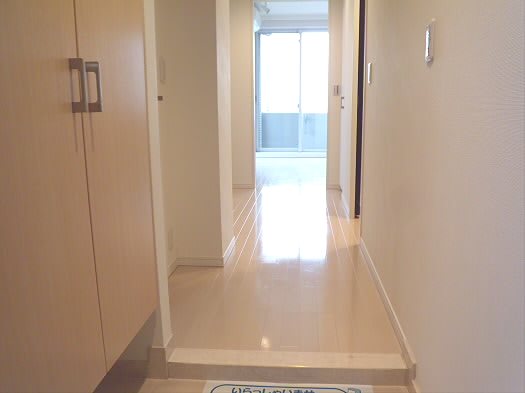 コンフォリア笹塚 玄関