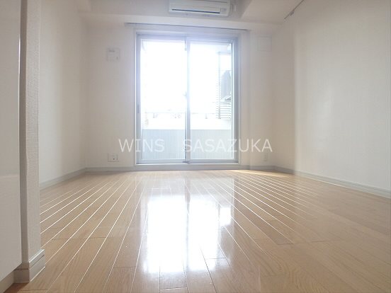 プライマル笹塚 リビング