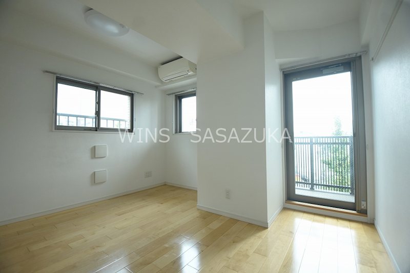 コンソラトゥール笹塚Ⅱ リビング