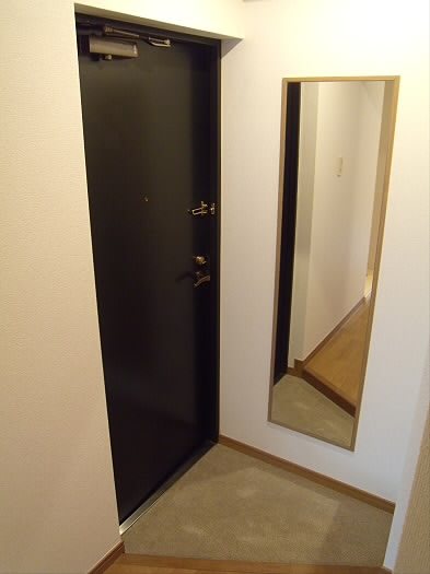 ガラ・シティ笹塚　 玄関