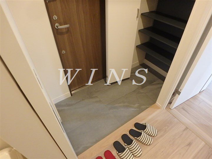 プリモ下北沢 玄関