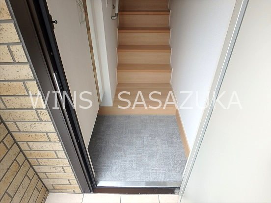 ノーブル・ルミナス笹塚 玄関