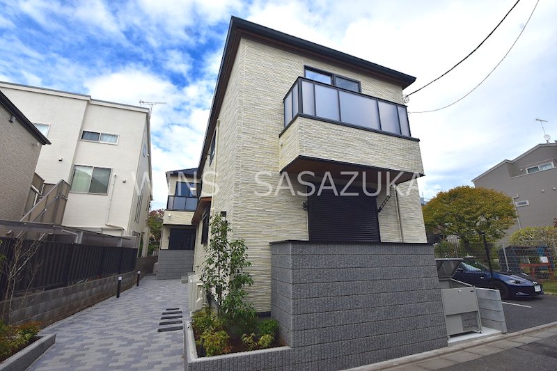 プレジオ明大前 外観