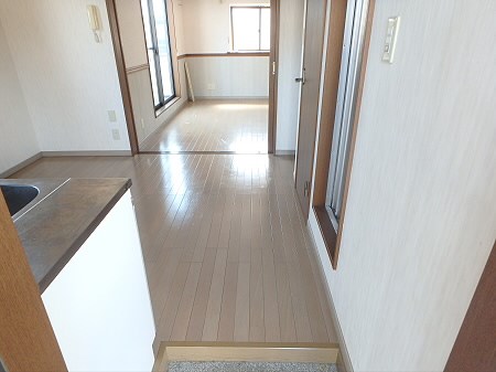 キューイーストコート 玄関