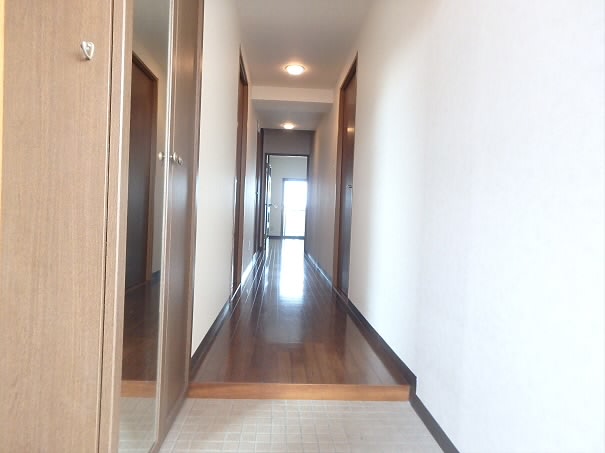 セントラルパレス15 玄関