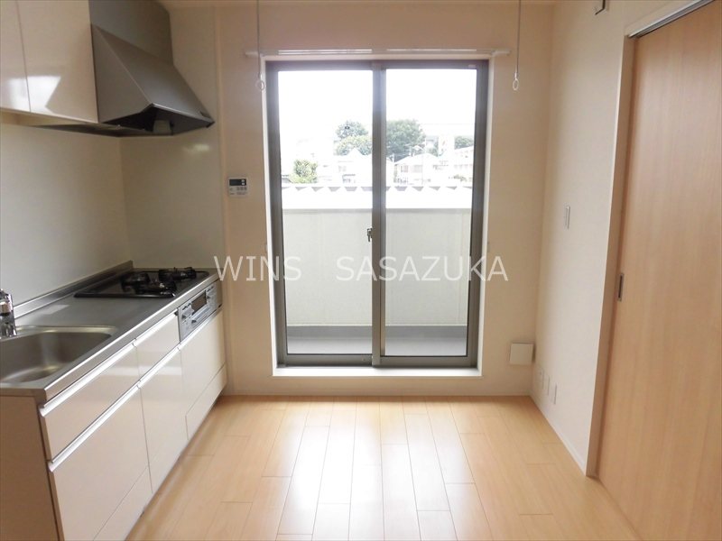 レジデンス白脩 リビング