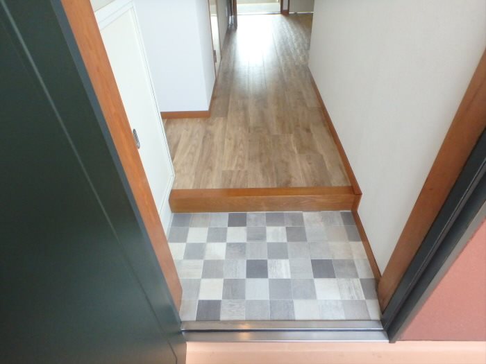 菊野台KYハイツ 玄関