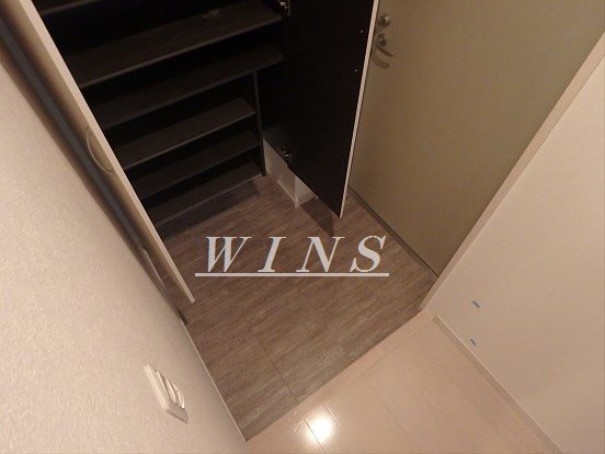 カーサフェリーチェ西原 玄関