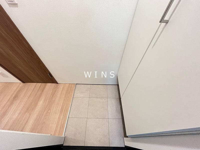 ラサハウス・アネックス 玄関