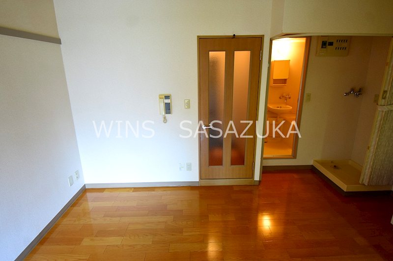 パレロワイアル リビング