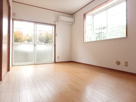 グレイス鈴木 ベッドルーム