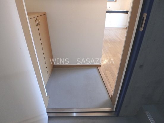 グランシャリオ 玄関