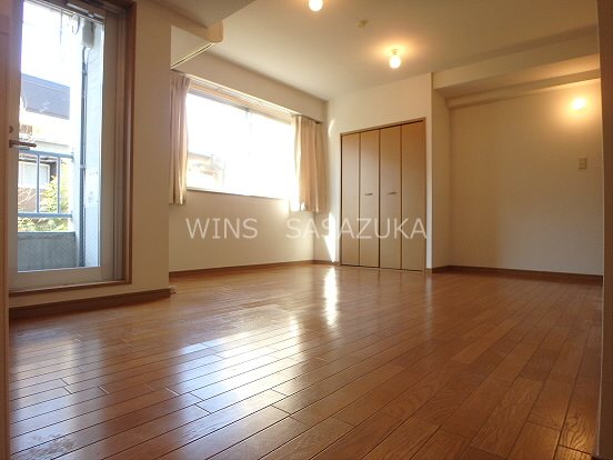 グランシャリオ リビング