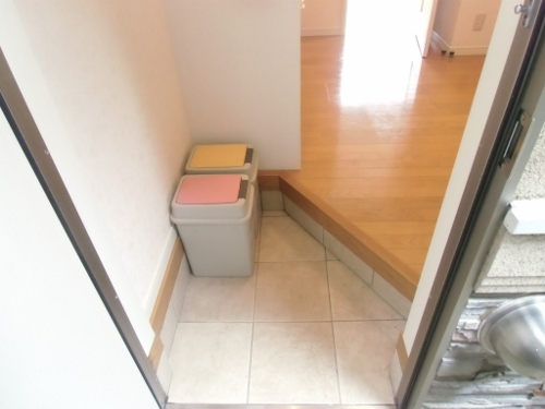 カルム下高井戸 玄関