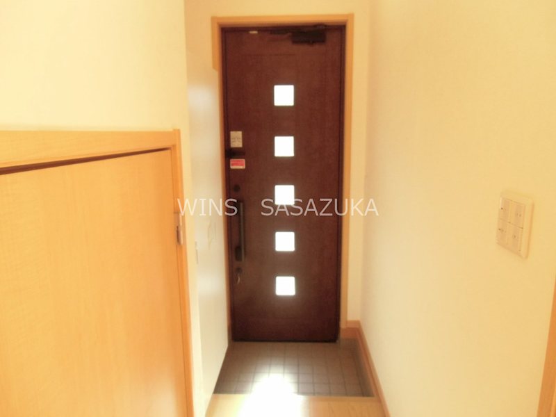 ヴィクトワール下高井戸 玄関