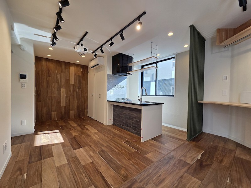 【ラフィネ調布】 リビング