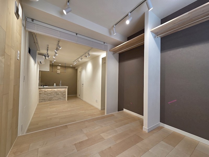 【ラフィネ調布】 リビング