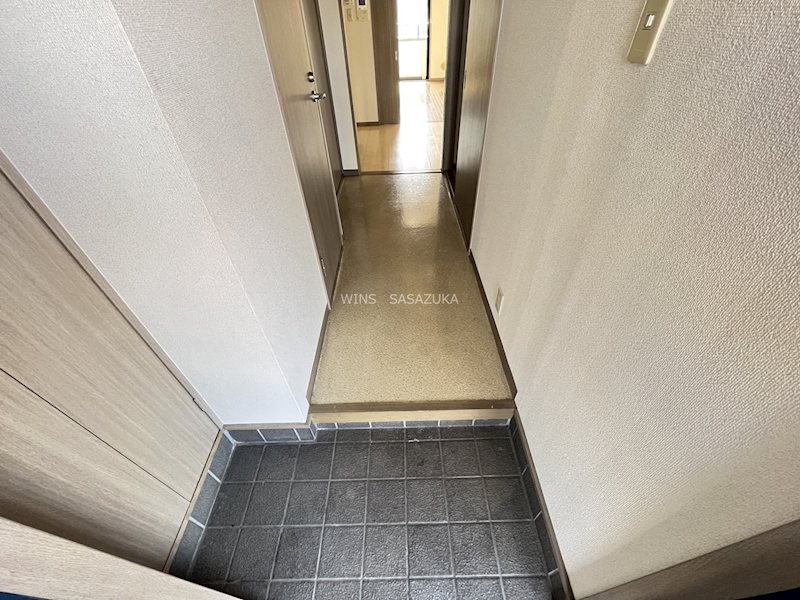 ヒルズ小林 玄関