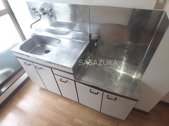 新井ハウス キッチン