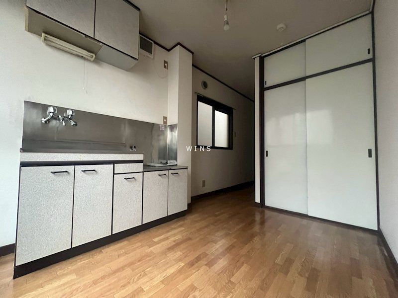 新井ハウス ベッドルーム