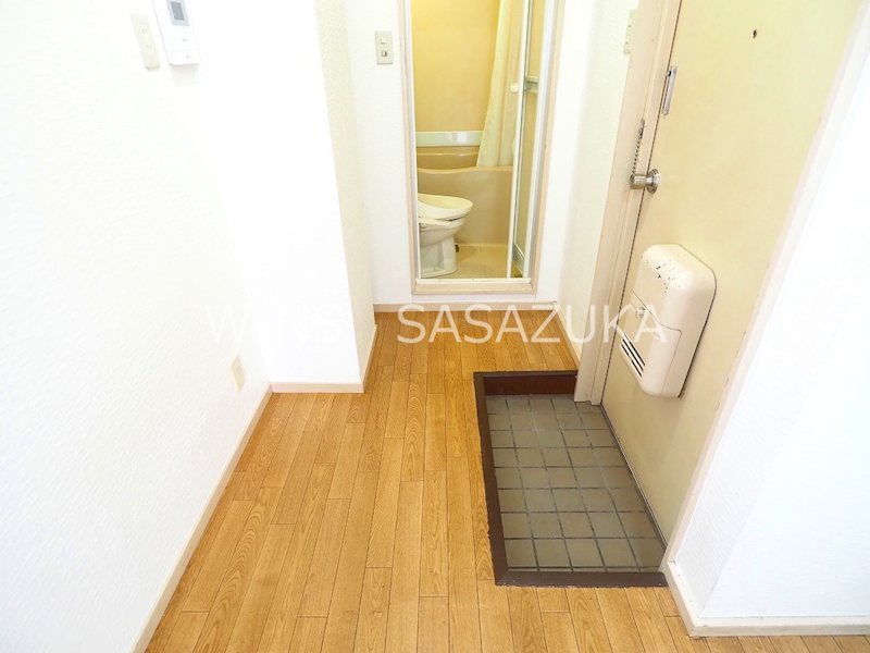 レジデンス西新宿 玄関