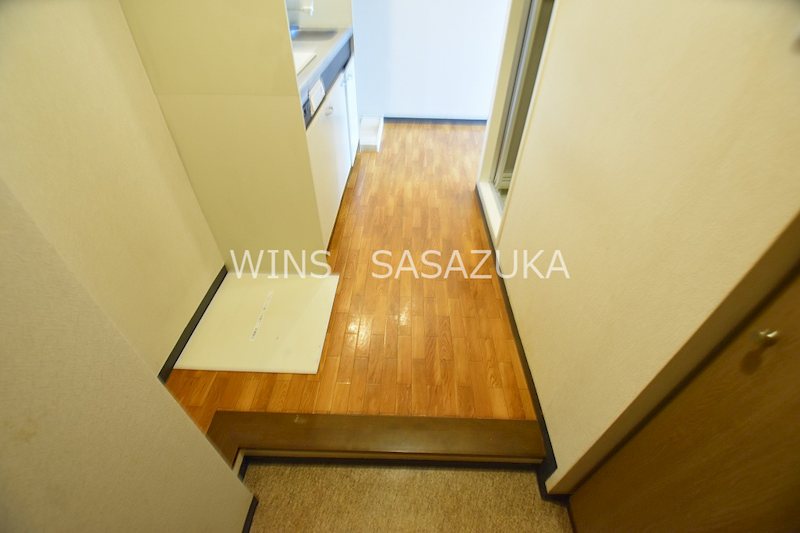 ロリエ笹塚　 玄関