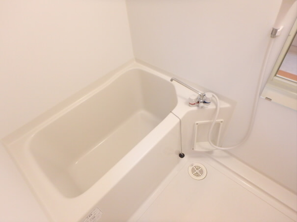 【ガーネットハイツ】 風呂画像