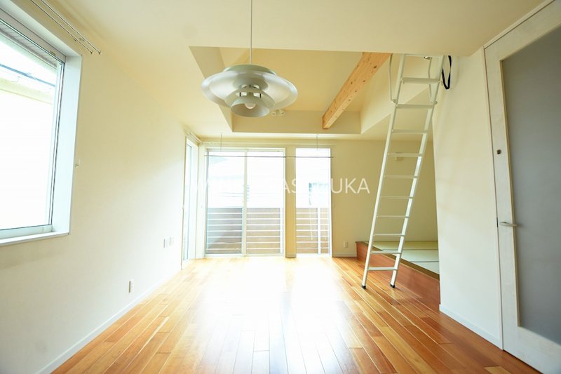 和泉戸建て リビング