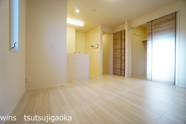 aise village リビング