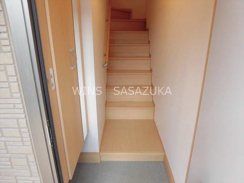 Lamer桜上水1 玄関