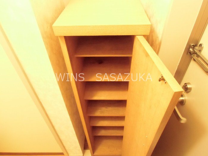 ロイヤルハイムB その他8