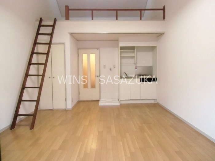 ロイヤルハイムB ベッドルーム