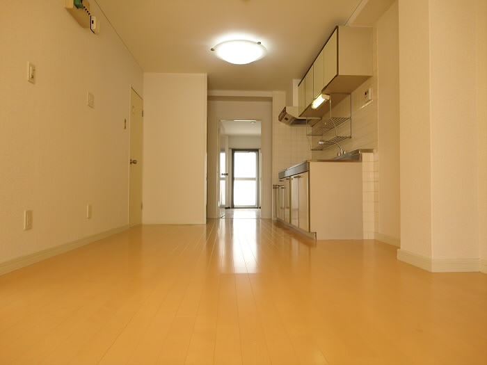 アムールビル 外観