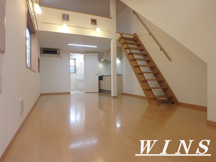 トワーズ笹塚　 リビング