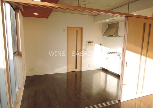 アドレー渋谷本町アネックス リビング