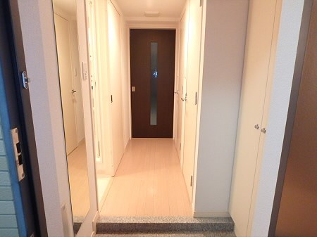 アンブローズ仙川 玄関